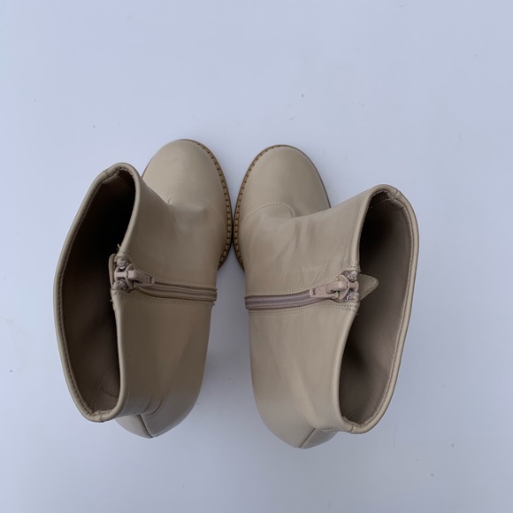 Zara Leather Cream Colored Block Heeled Ankle Boot - Picture 2 of 8